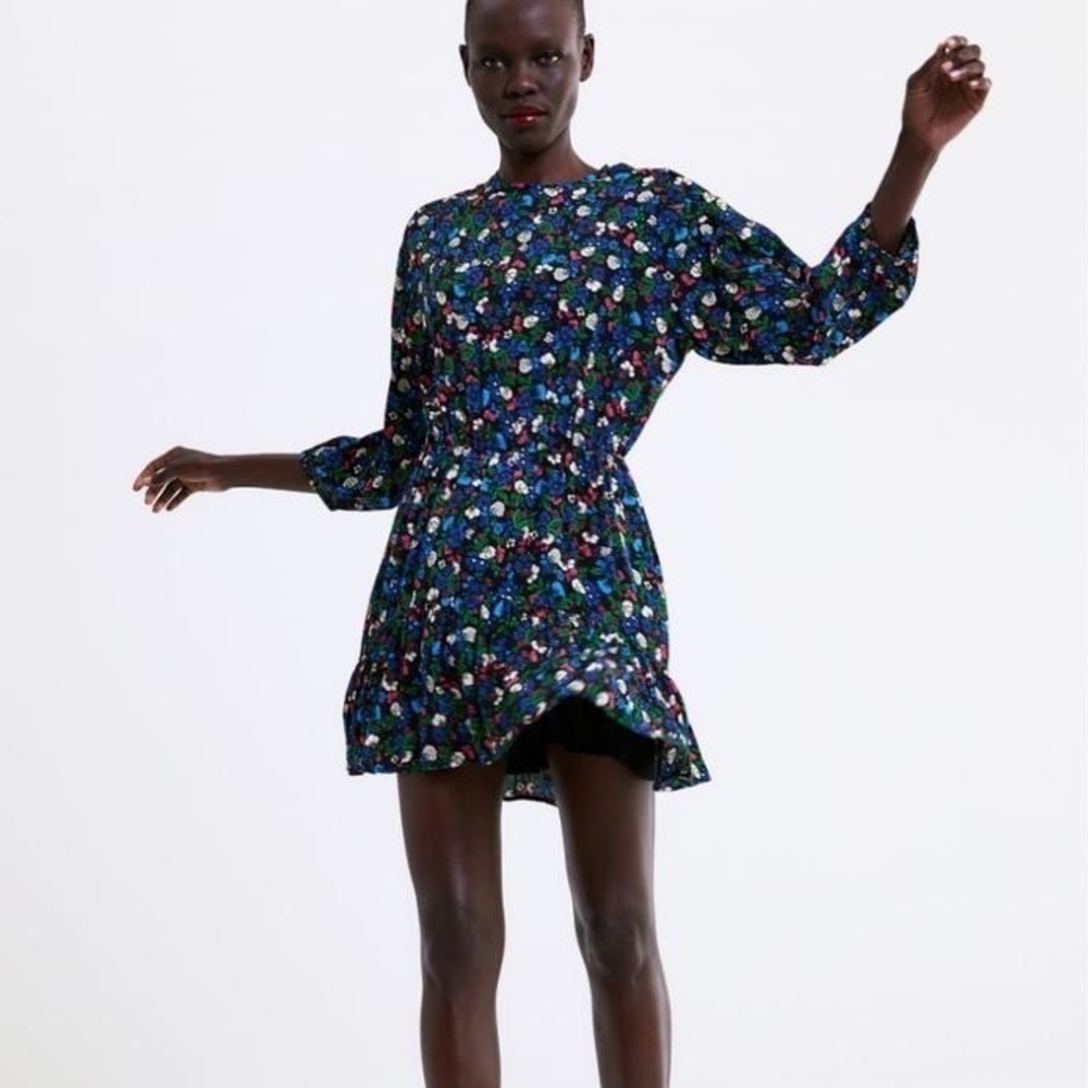 𝅺zara floral long sleeve jumper dress